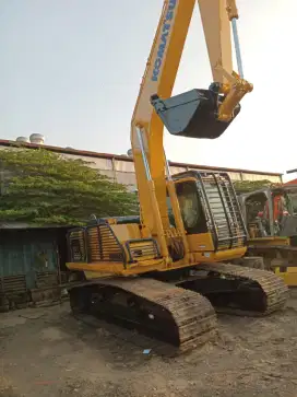 Excavator Komatsu PC200-8MO Tahun 2018