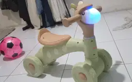 Merk exotic. Ada music dan lampunya. Mulus nominus