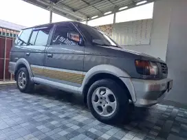 Mitsubishi kuda bensin 1999