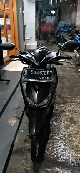 Beat Deluxe 2021 Hitam