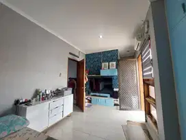 Dijual Rumah 2 Lantai Strategis di Kota Harapan Indah – Semi Furnished