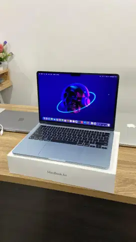 MacBook Air m4 16/256 fullset iBox
