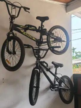 Sepeda BMX EXotic dan Lycan