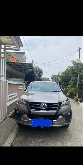 Toyota Fortuner VRZ 2.4 4X2 SOLAR AT TAHUN 2016