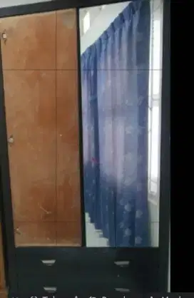 Jual lemari kaca