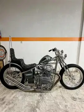 Yamaha XS650 chopper,sportster,sr400