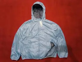 By running jaket uniqlo