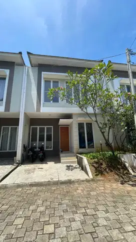 Di Jual Rumah Siap Huni dalam Cluster di Kalimanggis