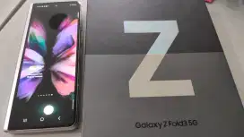Samsung ZFold 3 Phantom Silver