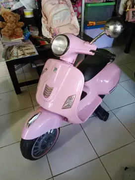 motor vespa anak