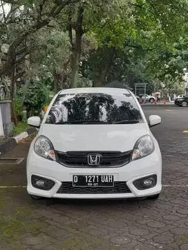 Honda Brio e cvt at 2017