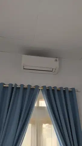 DIJUAL CEPAT AC DAIKIN 1PK INVERTER