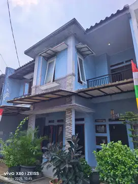 Rumah 2 lantai di townhouse griya warungsila Jagakarsa jakarta selatan