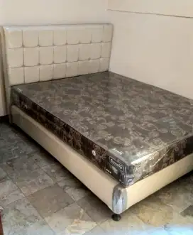 Kasur Springbed 160x200 + divan