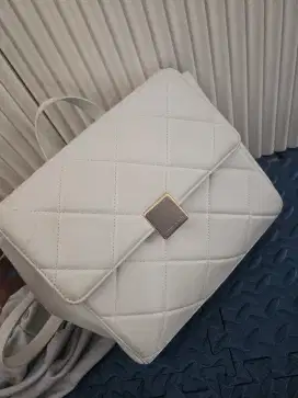 Tas Ransel Charles & Keith