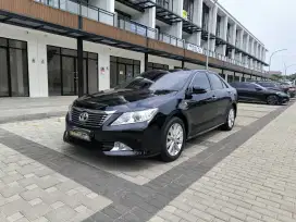 TERMURAH!! Toyota Camry 2.5 V A/T 2013 New Model
