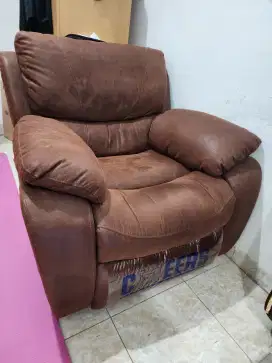 Recliner sofa merk cheers