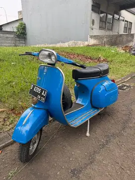 Vespa Super 1975