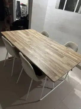Di jual meja makan fullset sama kursi