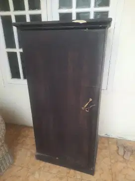Lemari pakaian cck untuk anak kos
