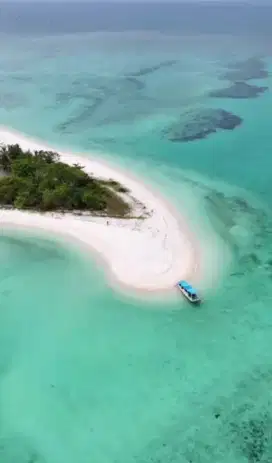 PRIVATE 7 HA,  ISLAND FOR LEASE