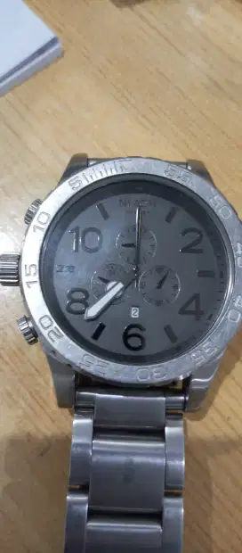 Jam tangan Nixon mulus