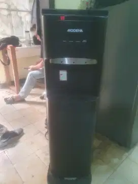 Dijual dispenser modena hot & cold