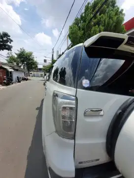 Stop lamp belakang kiri mobil terios 2017