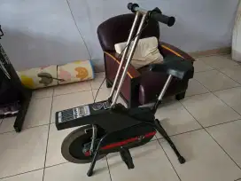 Alat sepeda manual olah raga gym