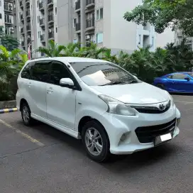 AVANZA VELOZ 2012 1.5 AT