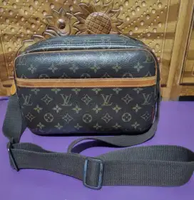 Louis Vuitton Reporter Sling Bag Monogram second original