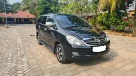 DIJUAL INNOVA TYPE G 2.0 MATIC 2006 HITAM