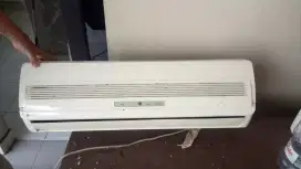 AC bekas 1/2pk LG