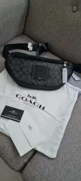 Tas selempang / waistbag coach baru