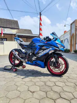 Kawasaki ZX25R FULLMODS ABS QS