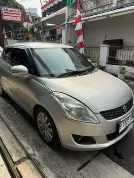 JUAL SUZUKI SWIFT GX AT 2014