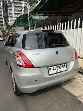 JUAL SUZUKI SWIFT GX AT 2014