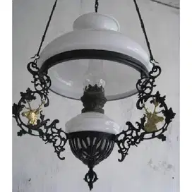 Antik Lampu minyak kerek/katrol kuno art neuvo art deco era Kolonial