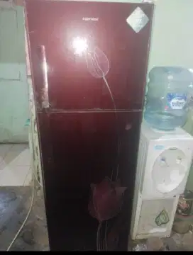 Kulkas polytron 2 pintu