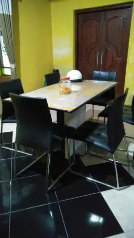 Meja makan kaca harga nego