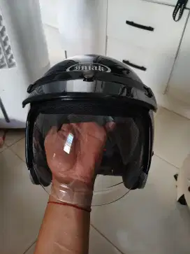 Dijual helm baru 1 kali pemakaian