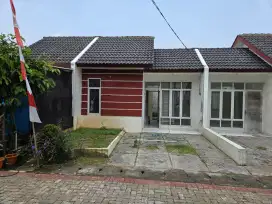 Dijual cepat rumah The Leaf Residance 1 lantai SHM 27/60