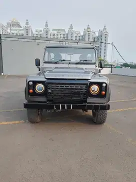Defender HC PU 110 SW MT 2012