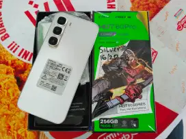 Infinix hot 60 pro Ram 8/256 lengkap Mulus Nominus 3 Minggu pakai