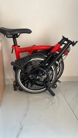 Brompton red rocket H6LD