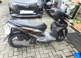 Motor beat CBS FI 2019 second matic