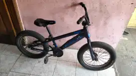 Di jual sepeda anak bmx uk 18 siap pake,rem torpedo