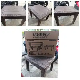 Meja Rotan Plastik Tabitha – Premium, Kokoh & Serbaguna!