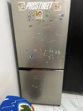 KULKAS PANASONIC
