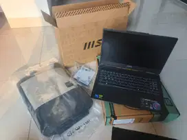 MSI Cyborg 15 fisik 100% baru  - i7 13620H/RTX4060/1TB SSD/16GB